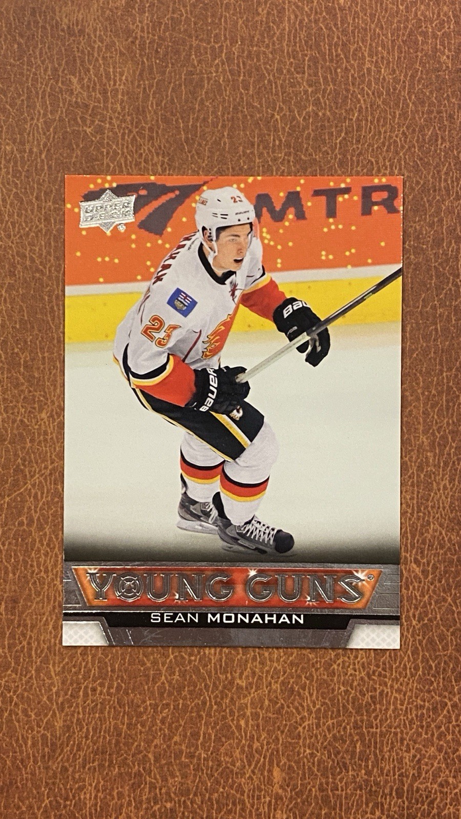 2013-14 Upper Deck Series 1 - Young Guns Sean Monahan #242 (RC) - Calgary Flames