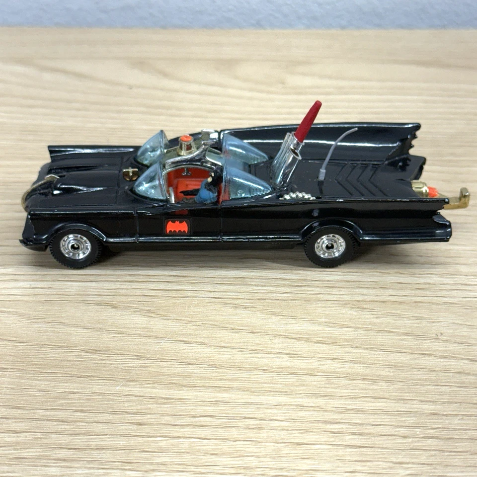 Corgi Toys #267 Batmobile w/ Batman Figure Car Toy Diecast Britain 60s Vintage - Image 2 of 4