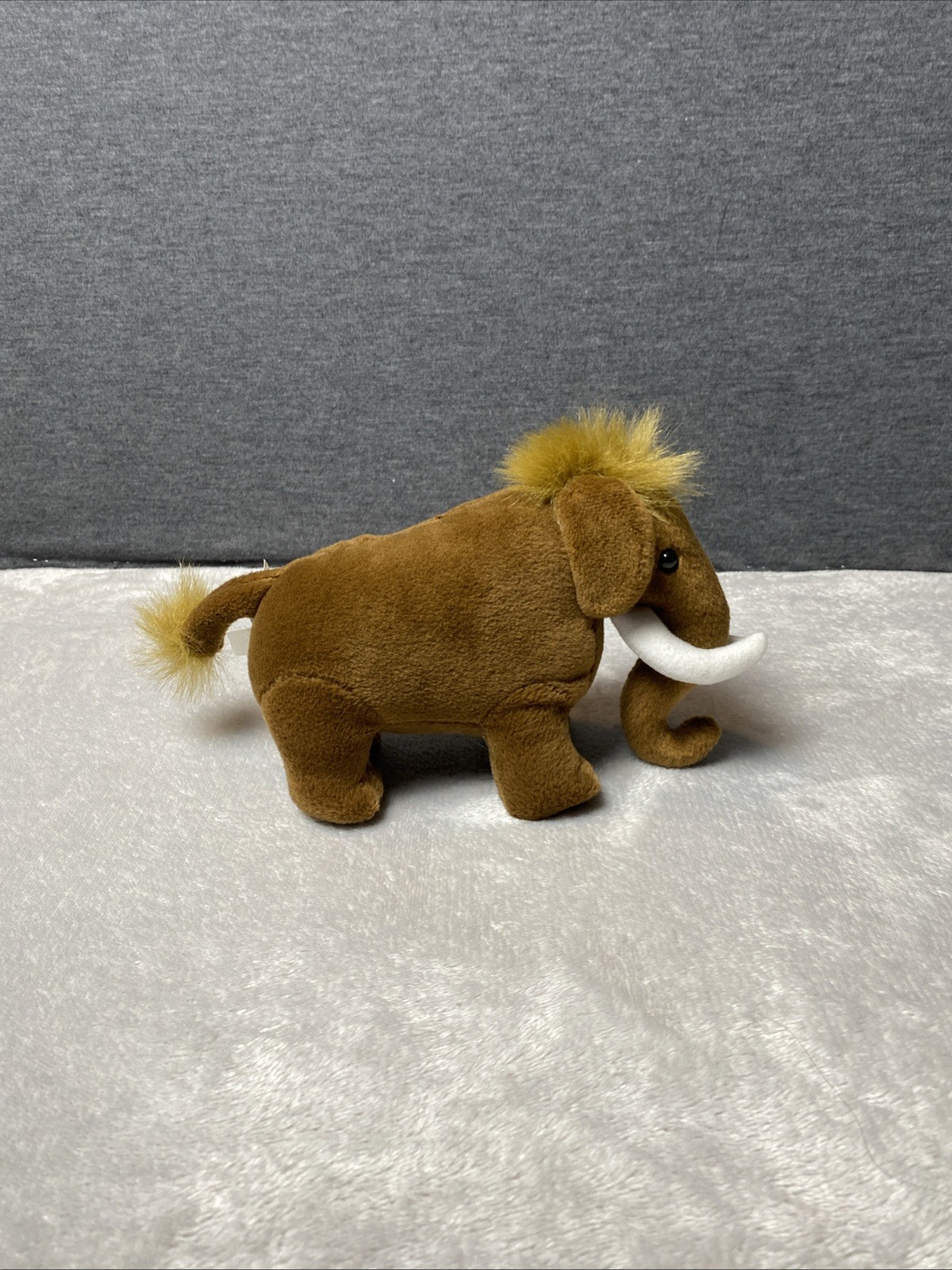 Vintage Dakin Wooly Mammoth Plush Squeeze Me Brown Elephant Tusks 8"L Sound Box