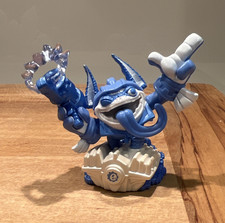 Activision Skylanders Superchargers Triple Tip Gill Grunt Water Element Figure Activision Skylanders Superchargers Triple Tip Gill Grunt Water Element Figure