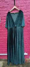 Asos Curve Green Party Christmas Velour Pleated Maxi Long Dress Size 26