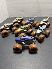 Monster Jam Mystery Mudders Megalodon 7 Different Monster Trucks