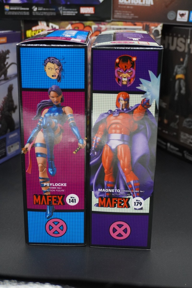 MAFEX No.179 Magneto Original Comic & No.141 Psylocke Comic Ver