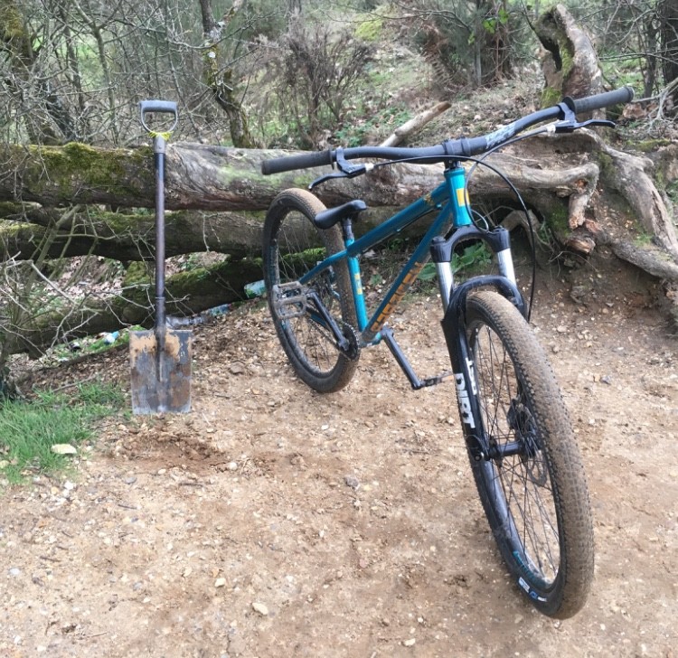 saracen amplitude cr2 2020 jump bike green