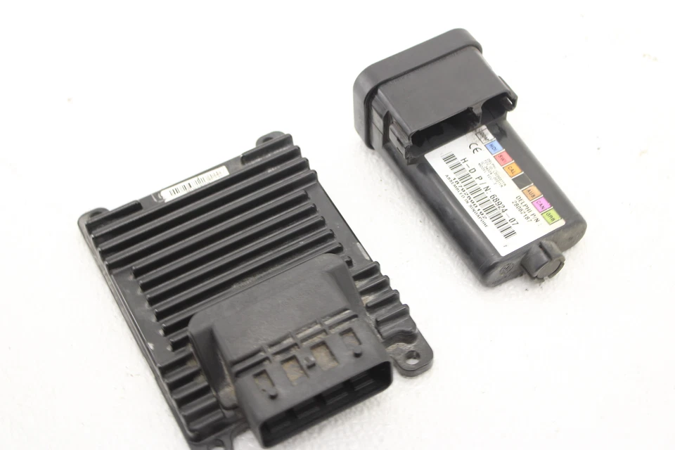 2009-2010 Harley Davidson Touring Electra King Road Street Glide ECU - Image 2 of 4