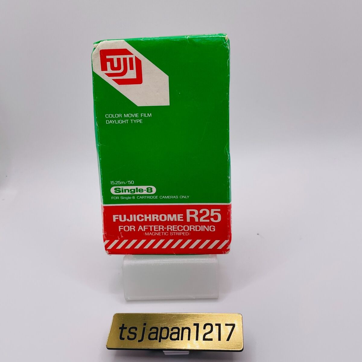 Fuji Fujichrome R25 color movie 8mm film for Single-8 Fuji Fujichrome R25 color movie 8mm film for Single-8