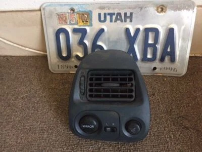 1993-1997 GEO PRIZM MIRROR CONTROL, VENT, & DIMMER - Image 1 of 4