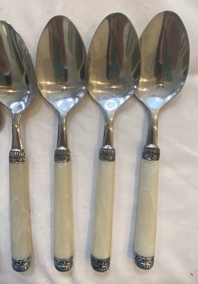 Manijas de plástico Hampton Silversmiths de acero inoxidable perla blanca 13 piezas Foto 4 de 4