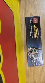 LEGO DC Comics Super Heroes  Clash of the Heroes 76044 - New Sealed - Box Damage