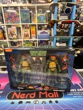 NECA Teenage Mutant Ninja Turtles Raphael & Michelangelo 2-pack
