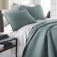 Oversized King Quilt Bedding Set, Soft Microfiber, Stain and Pet Hair Resistant