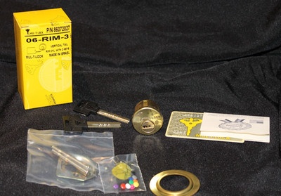 Mul t lock P/N 86072027 Vertical Tail Rim Cylinder W/ 2 Keys & Card NEW!