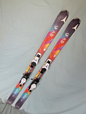 Atomic Affinity PURE women's all mtn skis 151cm w/ Atomic XTE adjust. bindings ~