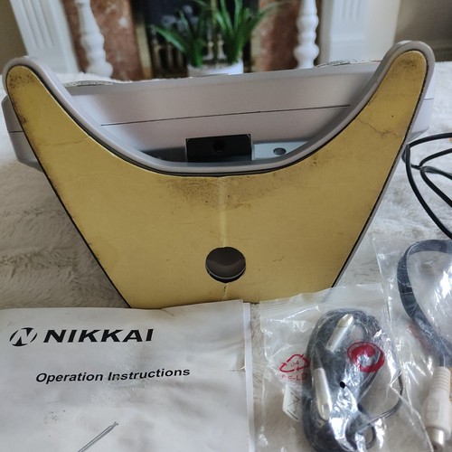 Nikkai Portable 8 Inch TV DVB-T Analogue LCD 12v Volt/RF in gaming camping A13FG - Picture 2 of 6