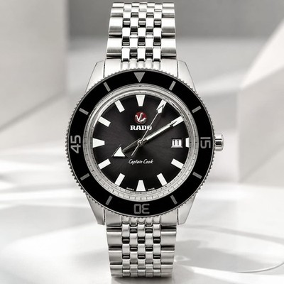 Rado Captain Cook Men's Watch Black Automatic Dial Stainless Steel Refurbished.!