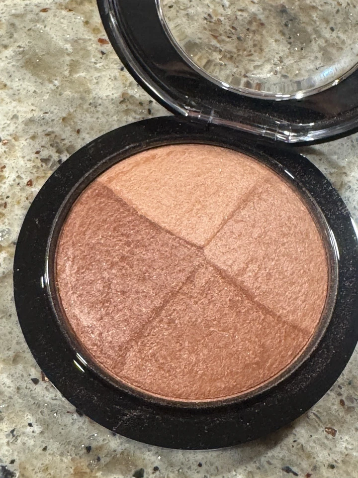 MAC Mineralize Skinfinish PERFECTLY LIT New RARE  0.28 Oz Beautiful Colors - Image 4 of 4