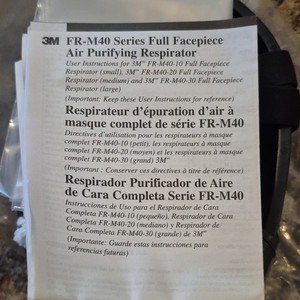 3M FR-M40 Series Full Face Air Purifying Respirator Mask Size M MPN FR-M40