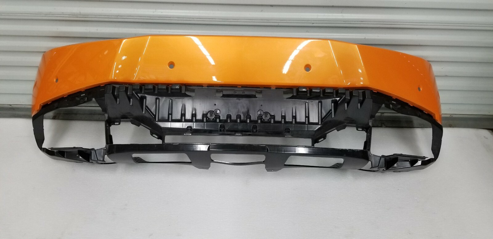 LAMBORGHINI HURACAN LP610 REAR BUMPER OEM 4T0807497B 4T0807497 ORANGE