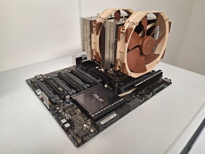 Intel Core i7 6900K + ASUS X99-E WS セット Intel Core i7 6900K + ASUS X99-E WS セット
