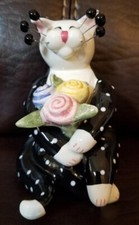 Amy Lacombe WhimsiClay Sitting Black Polka Dot Cat with Flowers Signed 4"