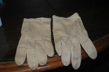 Dawnelle Size Small Tan Ladies Gloves