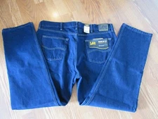 NWT Lee Regular Fit Straight Leg Pepper Wash Denim Jeans 40x32