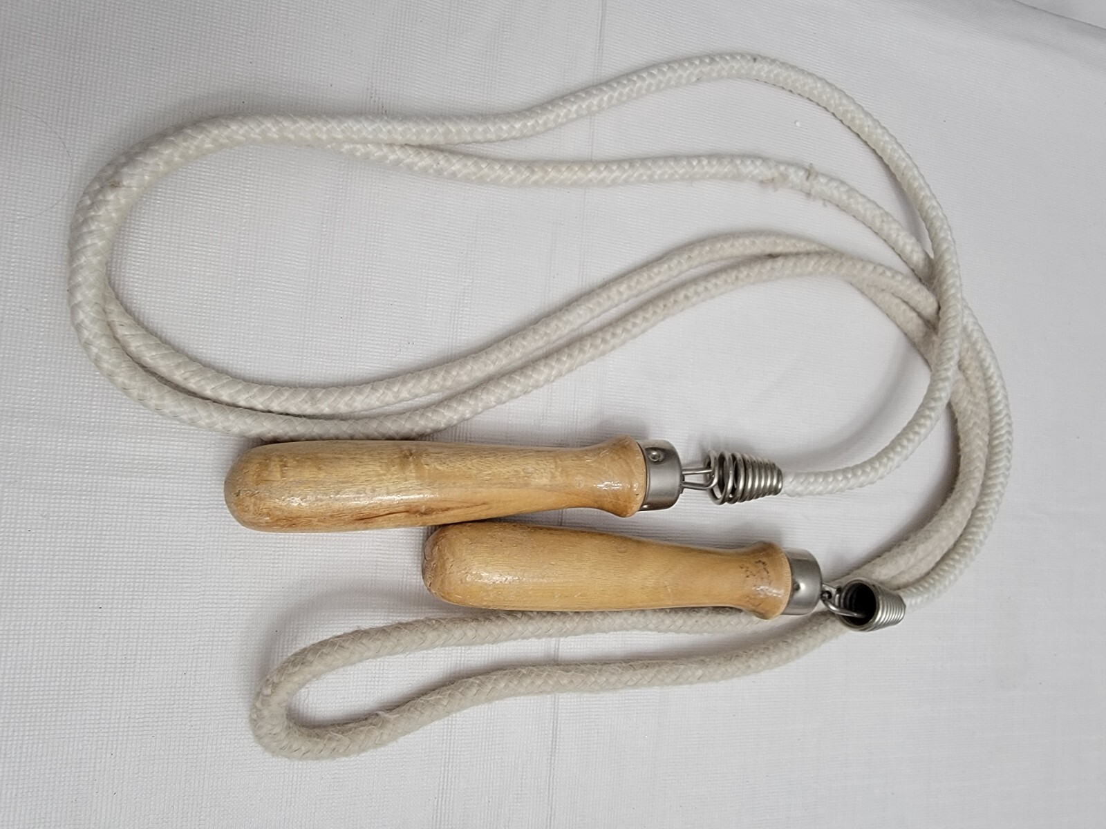 Vintage Jump Rope with 8 Foot Swivel Cord and Wooden Handles Preowned