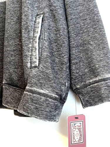 ATLANTA HAWKS SWEATSHIRT Womens 1X Touch Alyssa Milano NBA Hardwood Classics - Picture 3 of 5