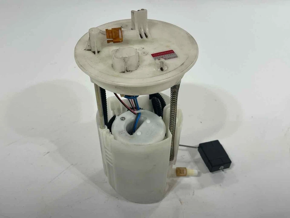 Conjunto de bomba de combustible Subaru Forester 2019-2024 2,5 L 42021FL040 OEM PROBADO Foto 3 de 4