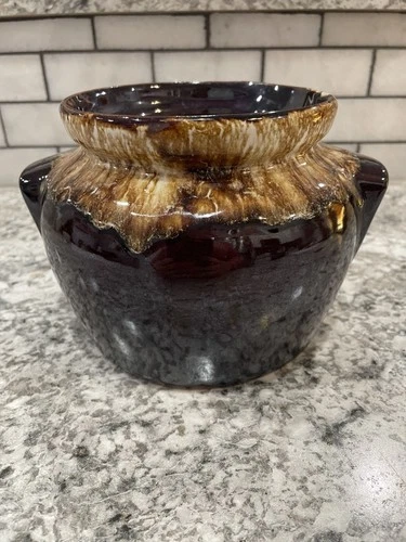 Vintage McCoy Brown Drip Glaze Ceramic Stoneware Bean Pot