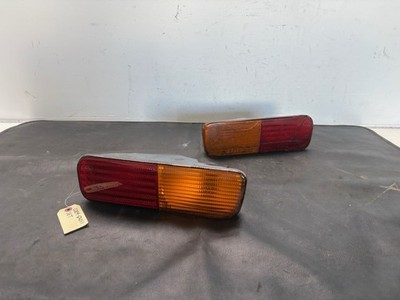 1998-2004 Land Rover Discovery Series II 56D Rear Bumper Marker Lights