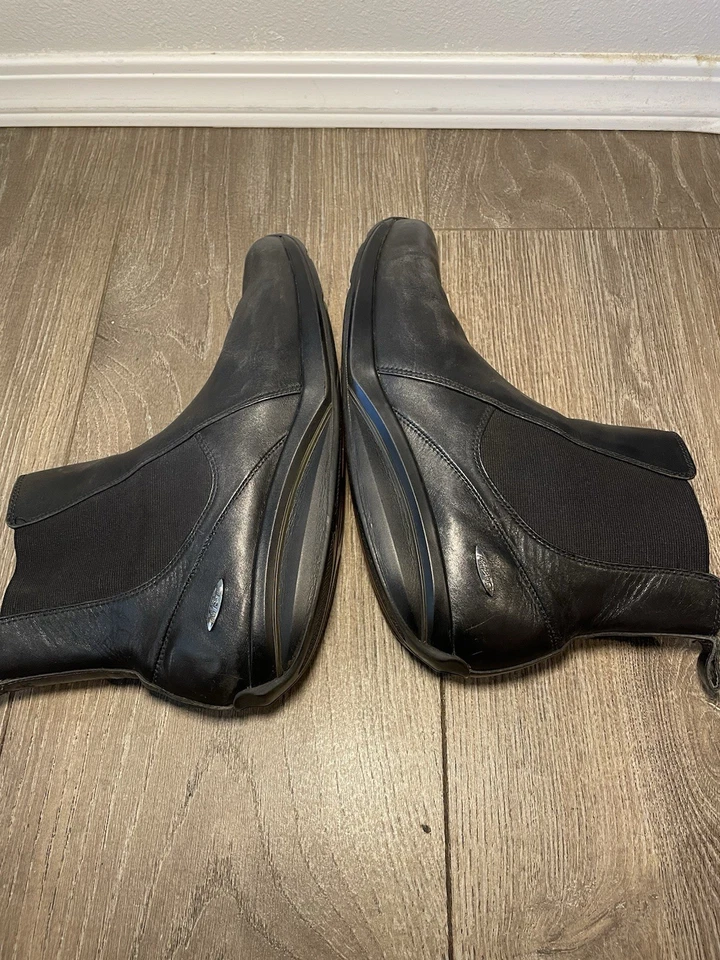 MBT Black Leather Ankle Boots Women's Size 12 - Image 4 of 4