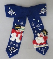 Bucilla "SNOWMAN BOW" Felt Jeweled Sequin Beaded FINISHED Christmas Kit 33740