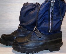 MENS Sz. 10 Vintage Steel Shank Winter Boots WOOL Liners HOLIDAY rubber boots 
