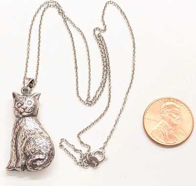 VINTAGE STERLING SILVER KITTY CAT PENDANT ON THIN ABOUT 18'' LONG THIN NECKLACE