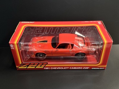 Greenlight 1981 Chevrolet Camaro Z/28 1:18 Diecast Model Car - Red