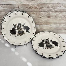 POTTER'S STUDIO HALLOWEEN 3 WITCHES DINNER PLATES SET OF 4 CAULDRON SCALLOPED