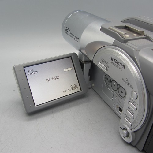 Hitachi DVDCAM DZ-MV550E Handheld Mini DVD Camcorder Silver Tested - Picture 2 of 11