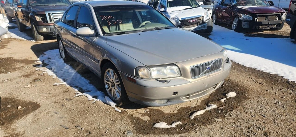 Conjunto de luz marcadora lateral usada se adapta a: Volvo 80 SERIES 2001 guardabarros lateral mo Foto 2 de 4