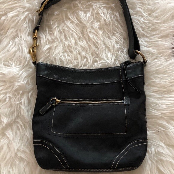 Coach signature fabric black shoulder bag purse Gem