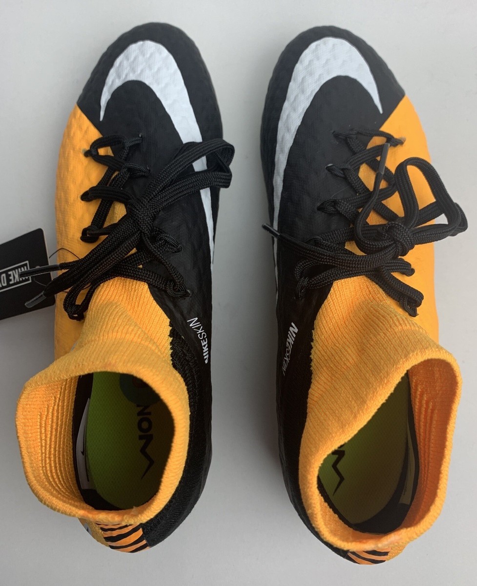 Size 6 Nike Hypervenom Phatal III/3 DF FG Mens/Youth Soccer Cleats