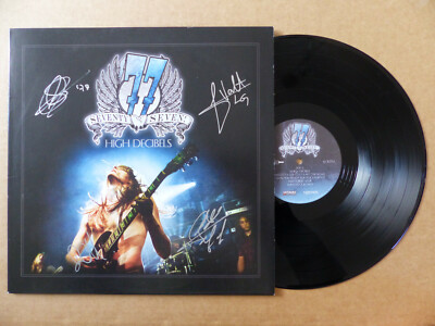 77 SEVENTY SEVEN! signed Autogramm signiert HIGH THE DECIBELS Vinyl Schallplatte