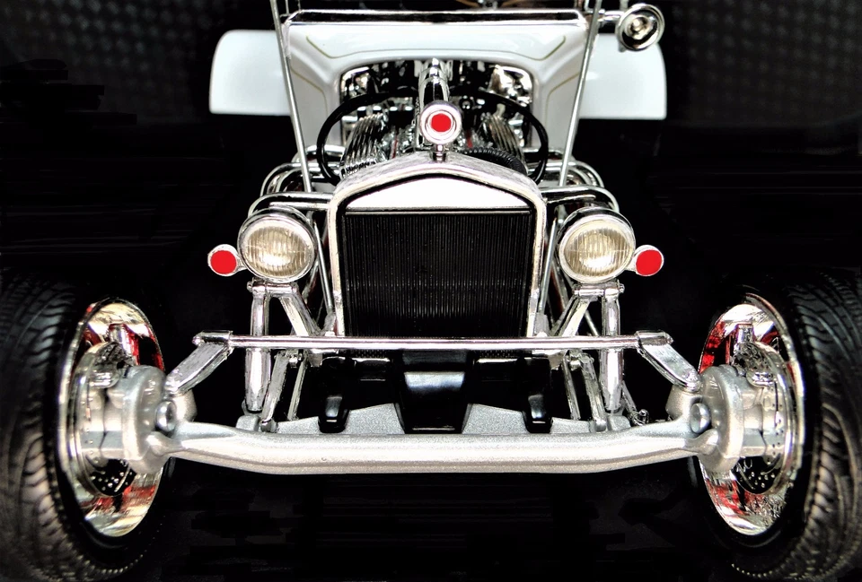 Coche de carreras Hot Rod con motor Chevy Corvette clásico personalizado concepto de promoción 1:18 55 57 Foto 4 de 4