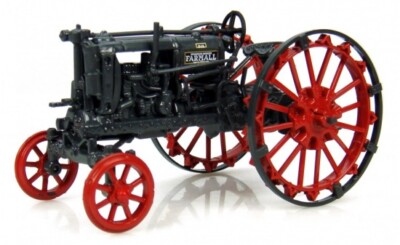 Mc Cormick-Deering Farmall F12 (1935) - 1:43 - Universal Hobbies  (UH 6087)