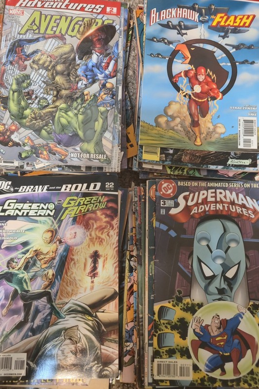 Lot Of 82 Comic Books Marvel/DC Only