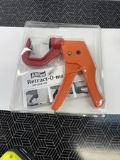 Allflex Retract-O-Matic Ultra EID Tagger - Cattle Ear Tagging Gun - Please Read