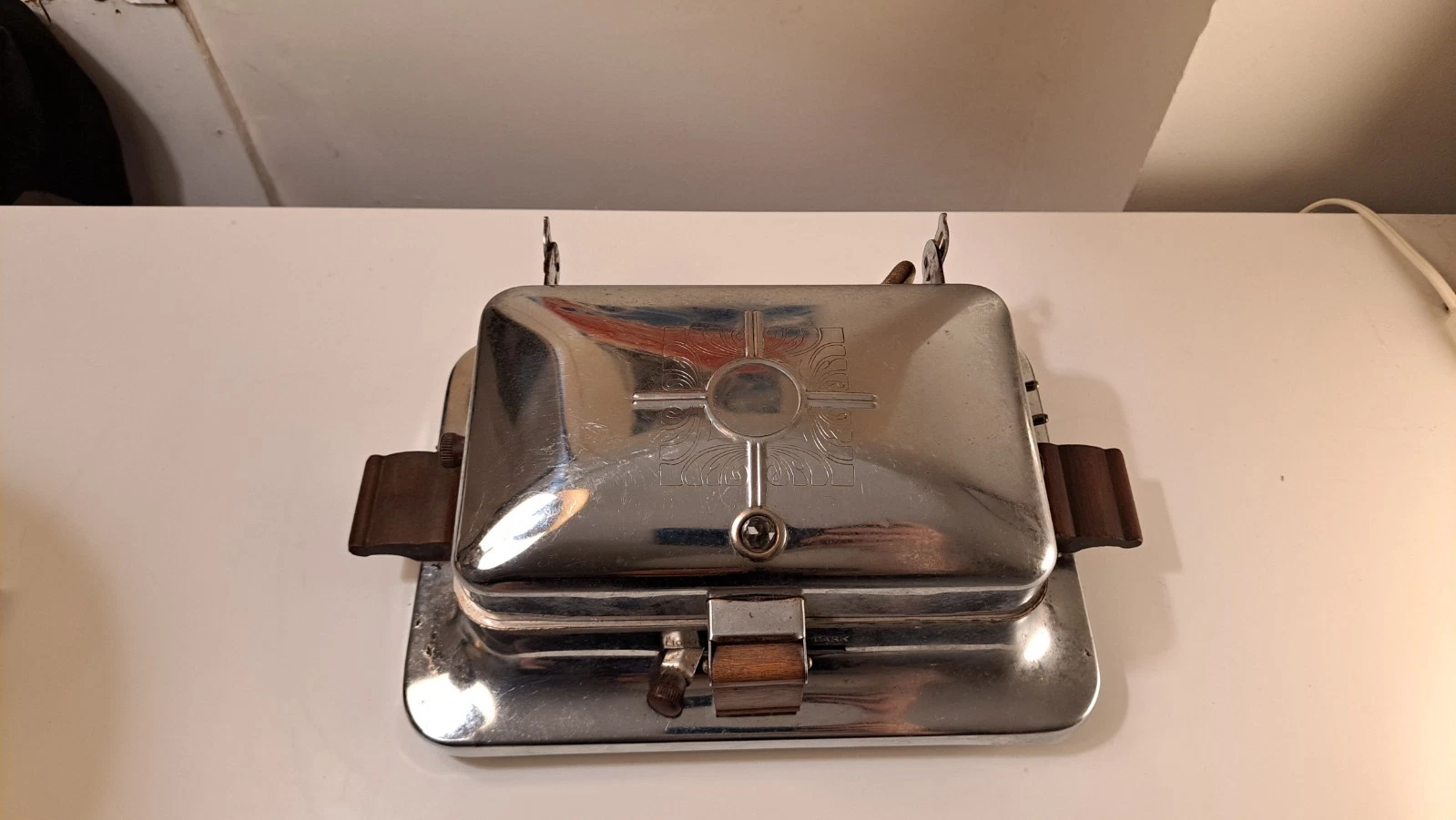 Vintage 1207 Dominion Electric Waffle Iron Chrome MCM Art Deco Retro No Cord