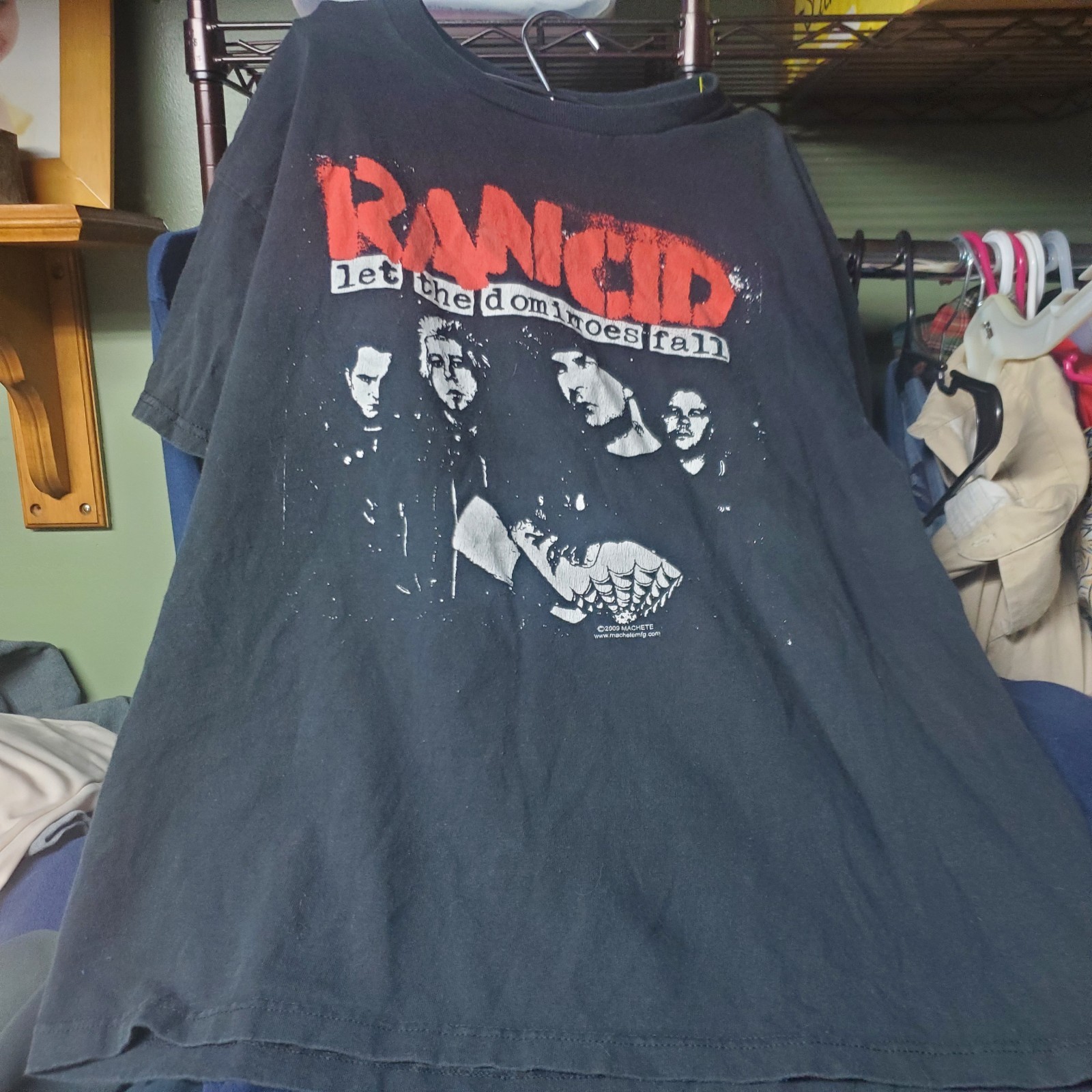 Vintage 2009 Rancid "Let The Dominoes Fall" Graph… - image 1