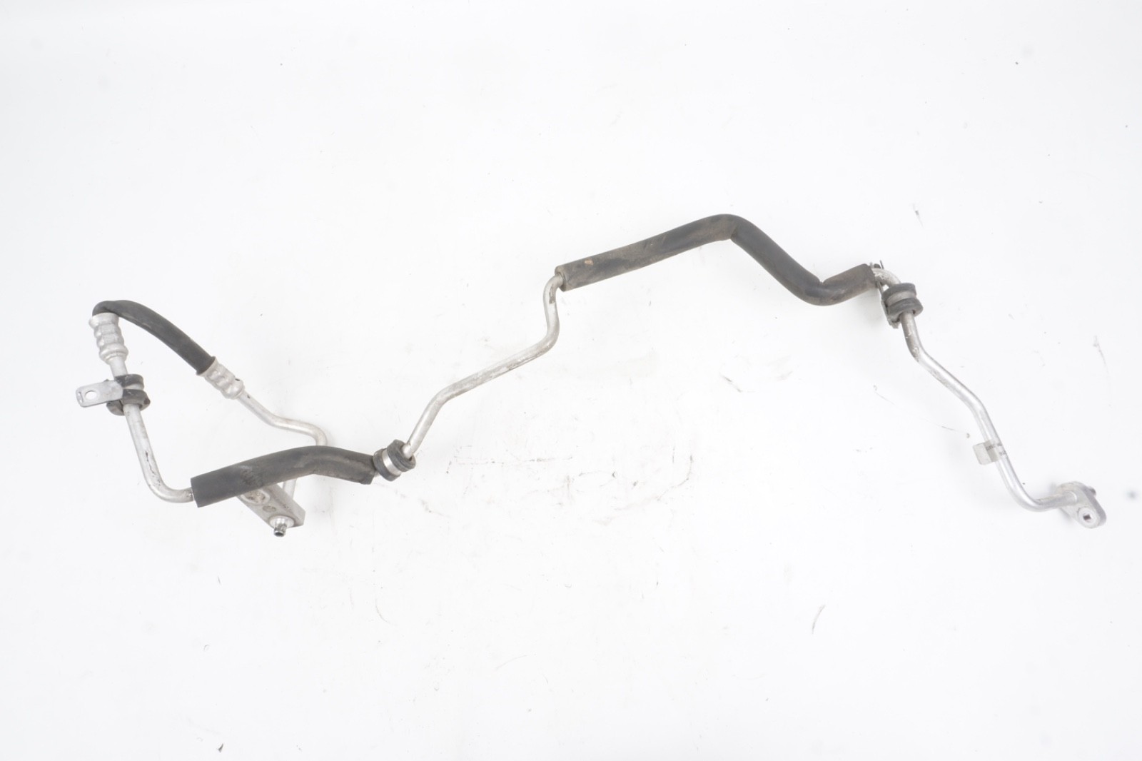 2014 - 2024 Maserati Quattroporte A/C Conditioner Condenser Hose Line Pipe OEM