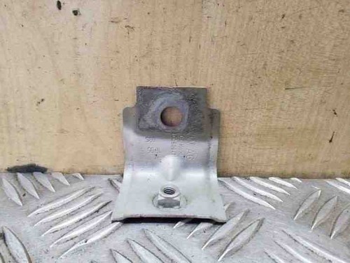 VW PASSAT Variant B8 3G5 Kotflügelhalter vorne links 3G0809471 1.6 26120040